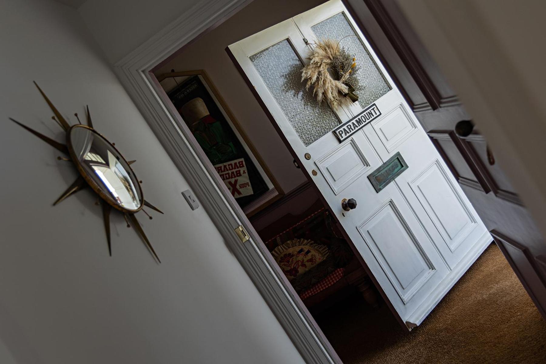 Paramount Apartments Ilfracombe, Arty Seaside Holiday Apartments Pokoj fotografie